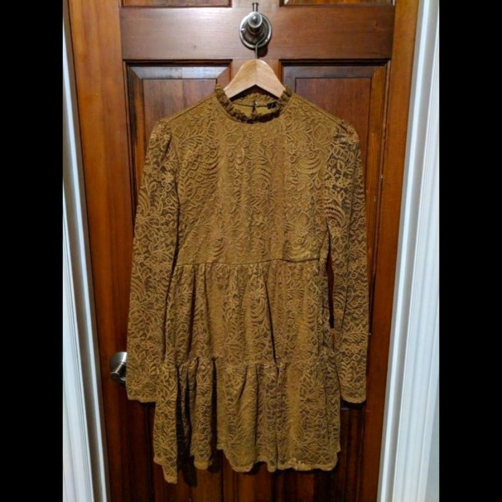 NWT Forever 21 mustard lace dress